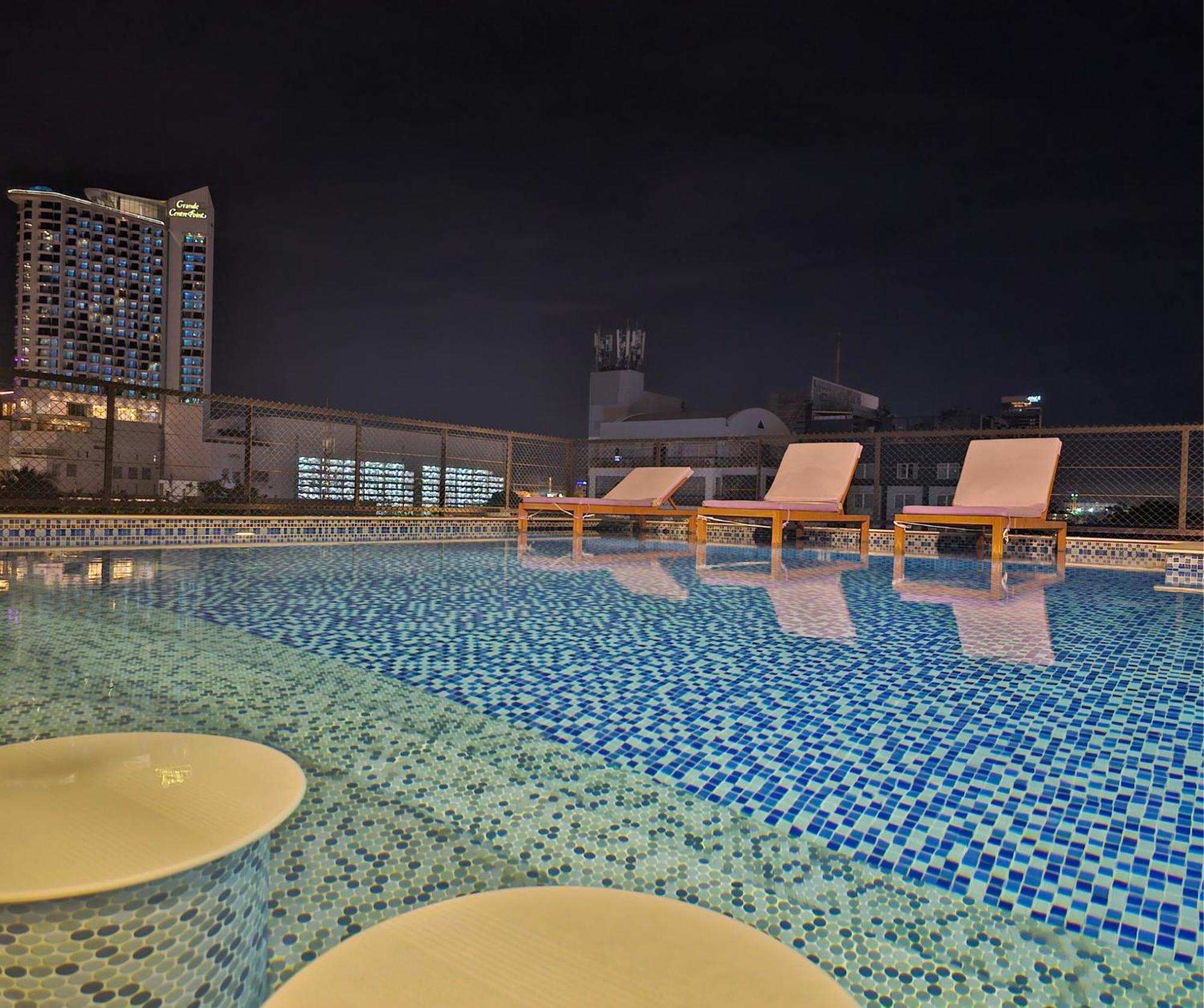 Xq Pattaya Hotel מראה חיצוני תמונה